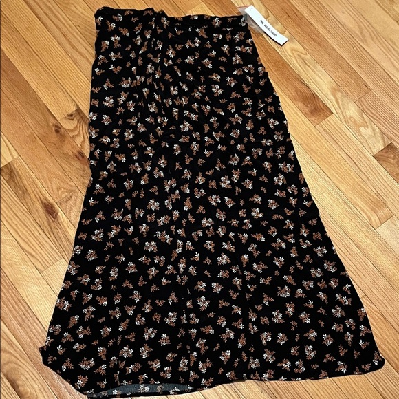 Floral Black Skirt - Picture 4 of 5